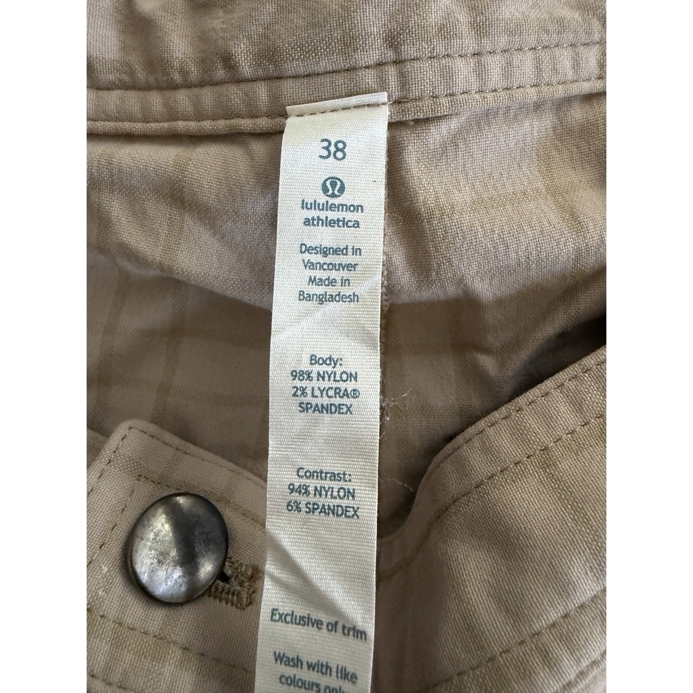 Lululemon Men's Shorts Size 38 Athletic Workout Running Training Activewear - Picture 3 of 5